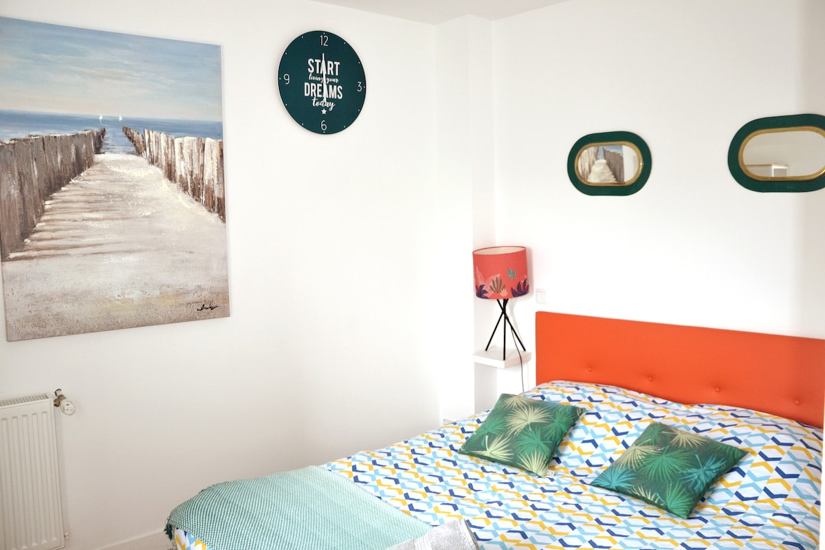 Chambre attenante avec lits superposés
